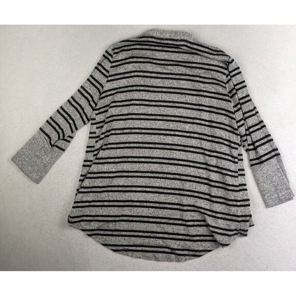 Maurices Women's Sweater Size Large Gray Striped 3/4 Sleeve Cardigan - Picture 7 of 7